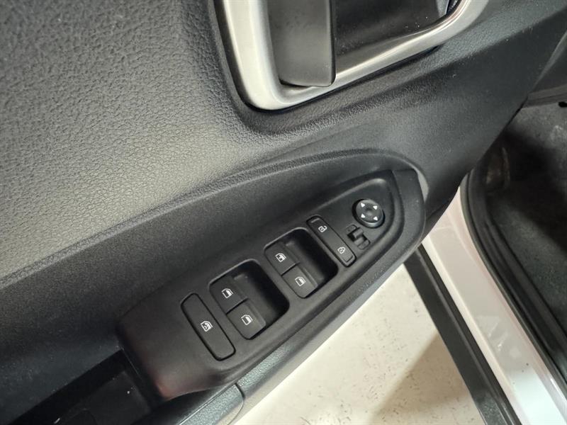 hyundai Venue 2022 - 18