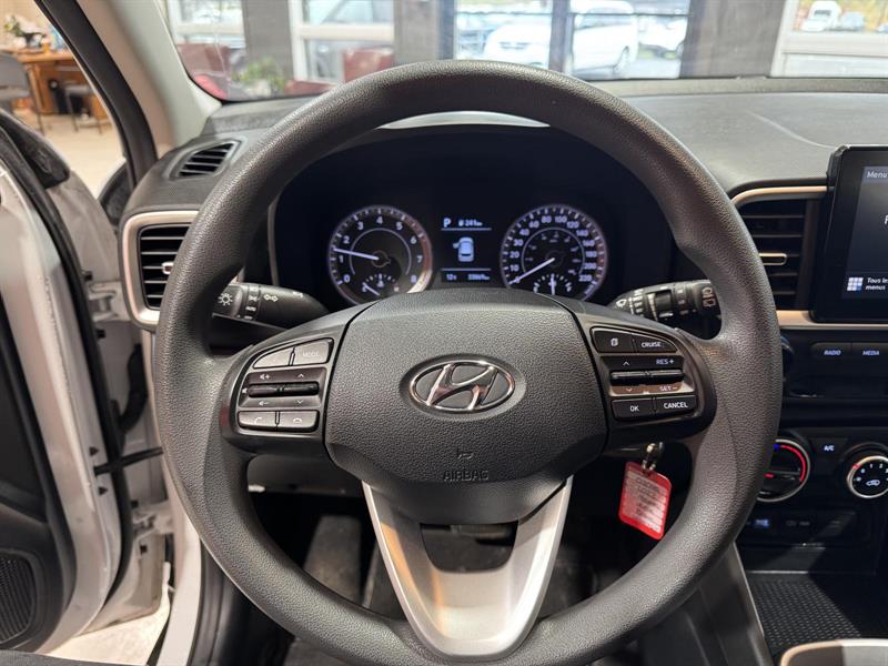 hyundai Venue 2022 - 20