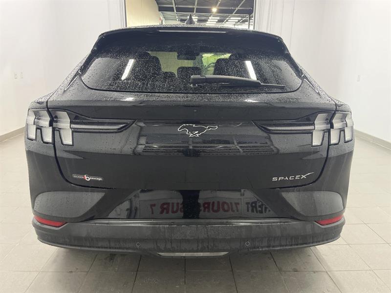 ford Mustang Mach-E 2022 - 4