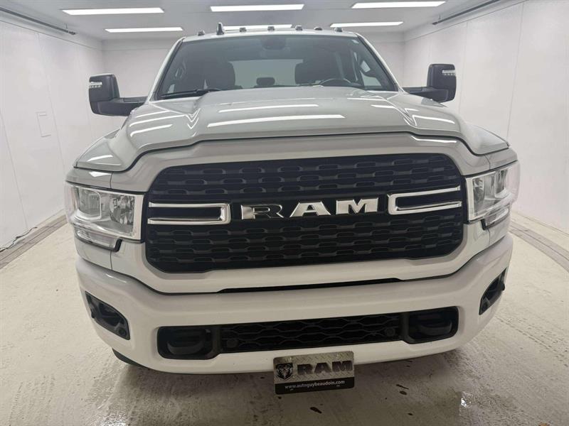 ram 3500 Big Horn 2024 - 2