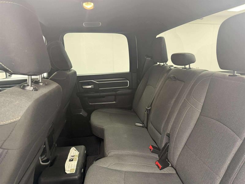 ram 3500 Big Horn 2024 - 10