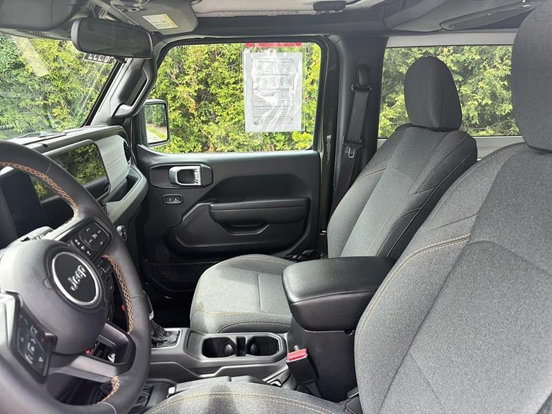 jeep Wrangler 2024 - 16