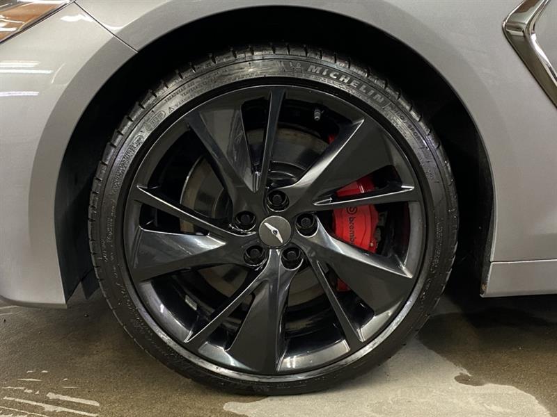 genesis G70 2021 - 12