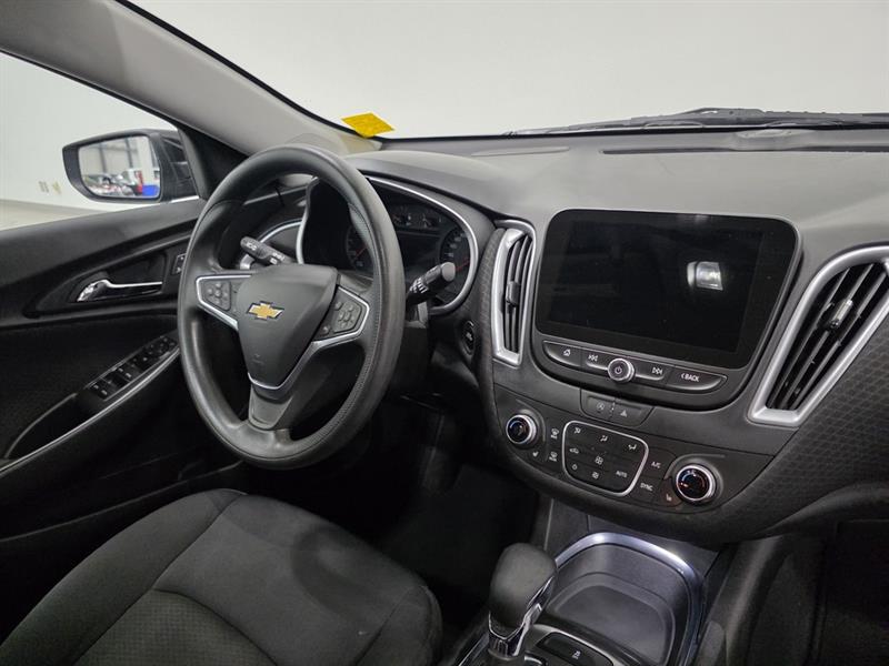 chevrolet Malibu 2023 - 33