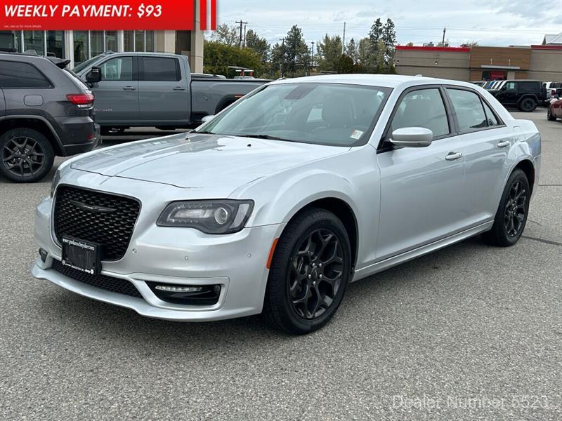 chrysler 300 2022