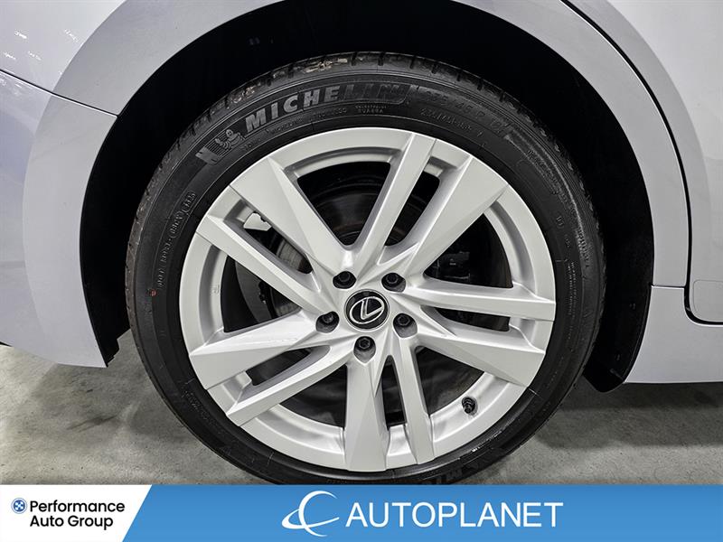 lexus IS 300 2024 - 11