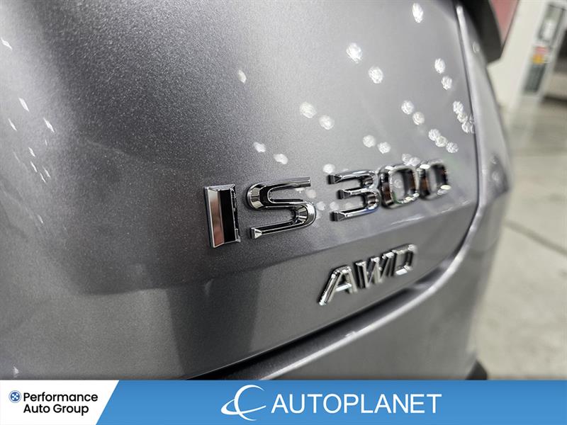 lexus IS 300 2024 - 13