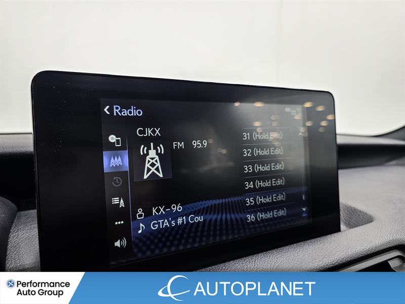 lexus IS 300 2024 - 31