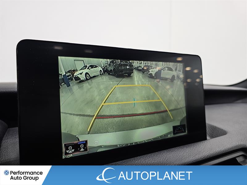 lexus IS 300 2024 - 33