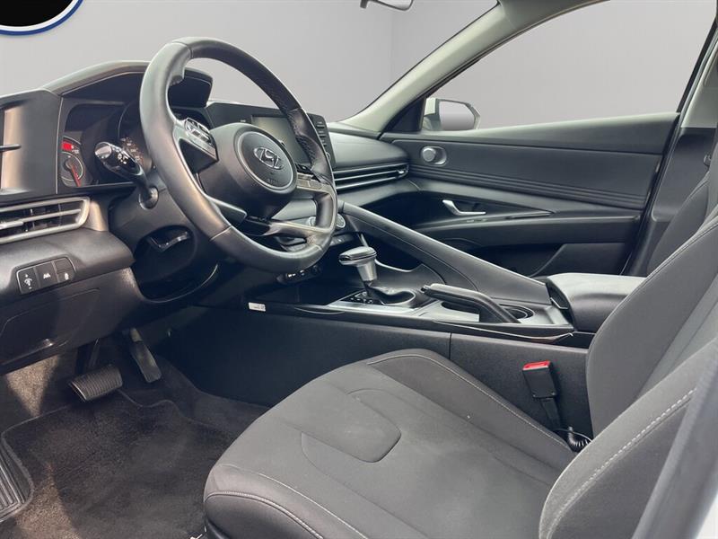 hyundai Elantra 2023 - 13