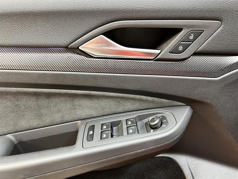 volkswagen GTI 2025 - 23