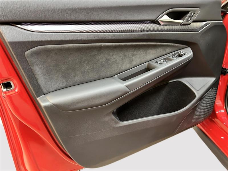 volkswagen GTI 2025 - 24