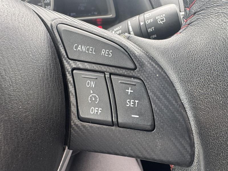 mazda Mazda3 2015 - 17