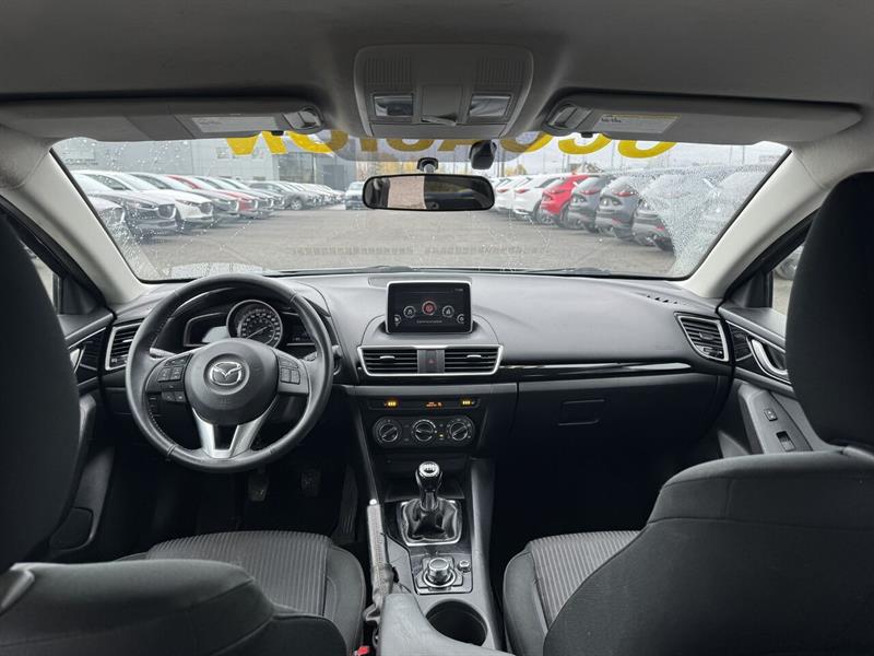 mazda Mazda3 2015 - 29