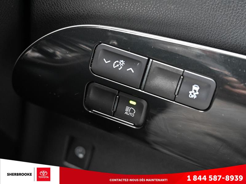 toyota Prius Prime 2020 - 16