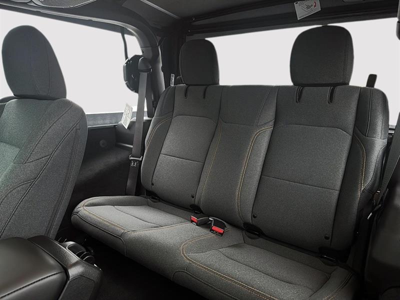 jeep Wrangler 2025 - 21