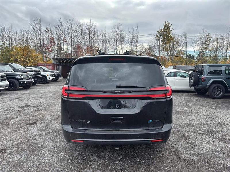 chrysler Pacifica 2022 - 6