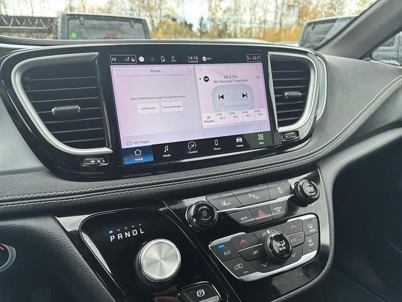 chrysler Pacifica 2022 - 11