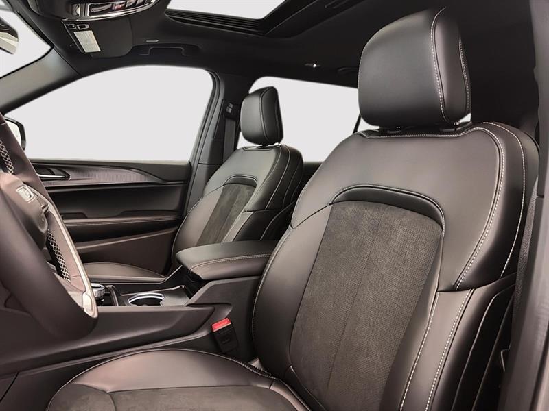 jeep Grand Cherokee 2025 - 14