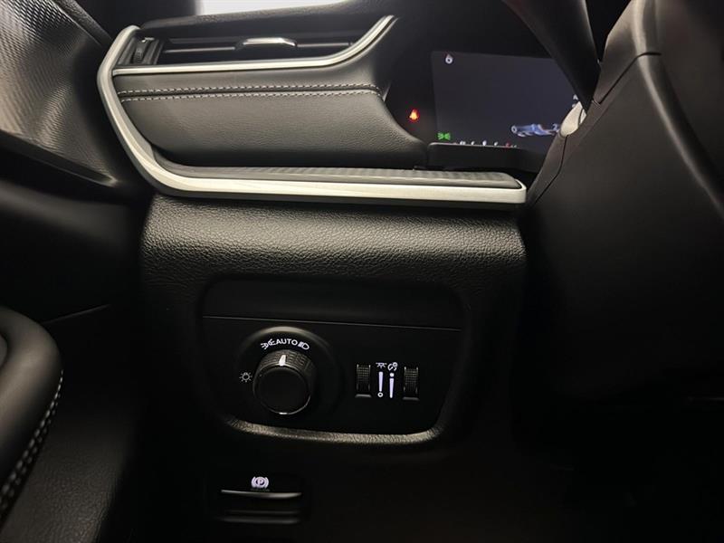 jeep Grand Cherokee 2025 - 26