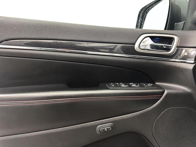 jeep Grand Cherokee 2017 - 23