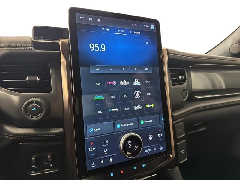 ford F-150 Lightning 2022 - 30