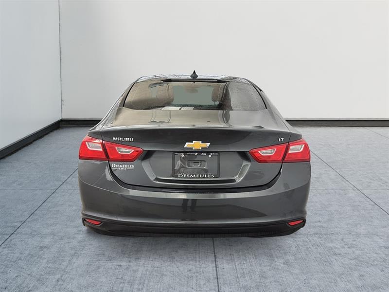 chevrolet Malibu 2017 - 10