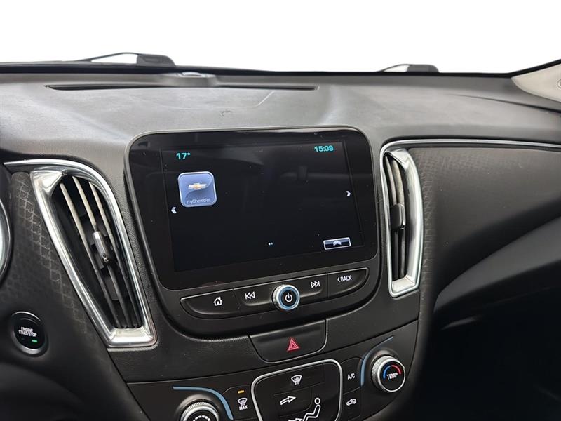 chevrolet Malibu 2017 - 30