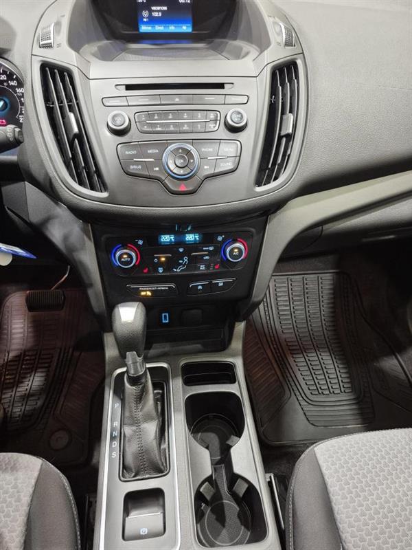 ford Escape 2017 - 14