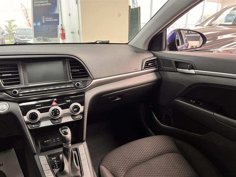 hyundai Elantra 2020 - 14