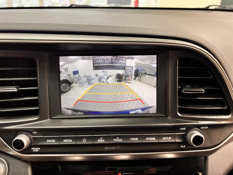 hyundai Elantra 2020 - 26