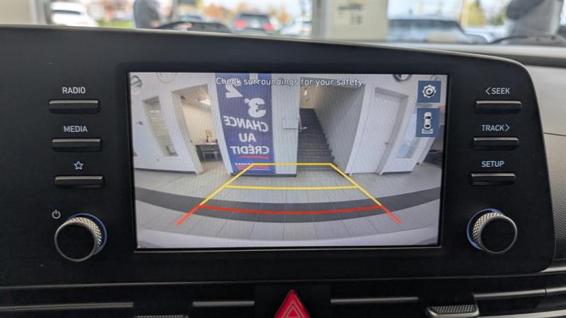 hyundai Elantra Hybrid 2022 - 18