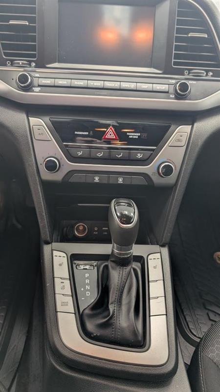 hyundai Elantra 2017 - 18