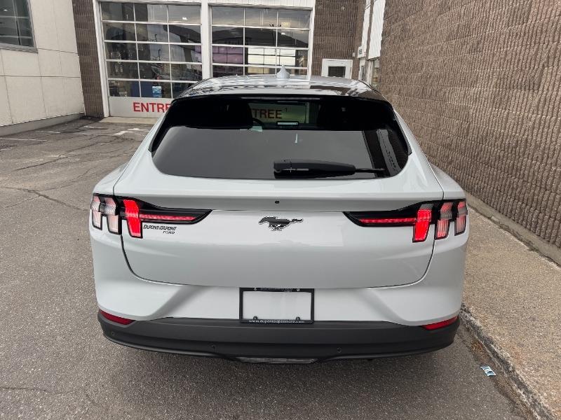 ford Mustang Mach-E 2022 - 4