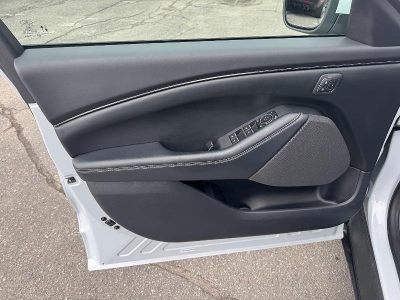 ford Mustang Mach-E 2022 - 18