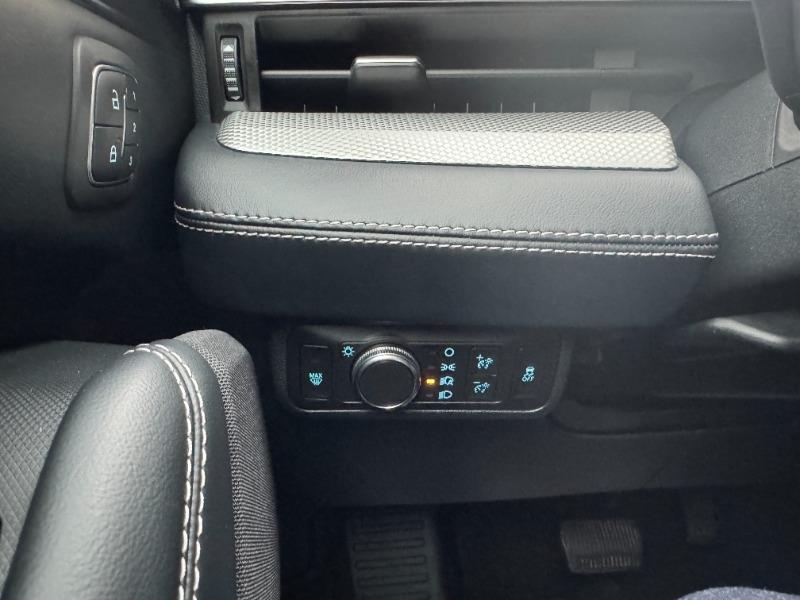 ford Mustang Mach-E 2022 - 27