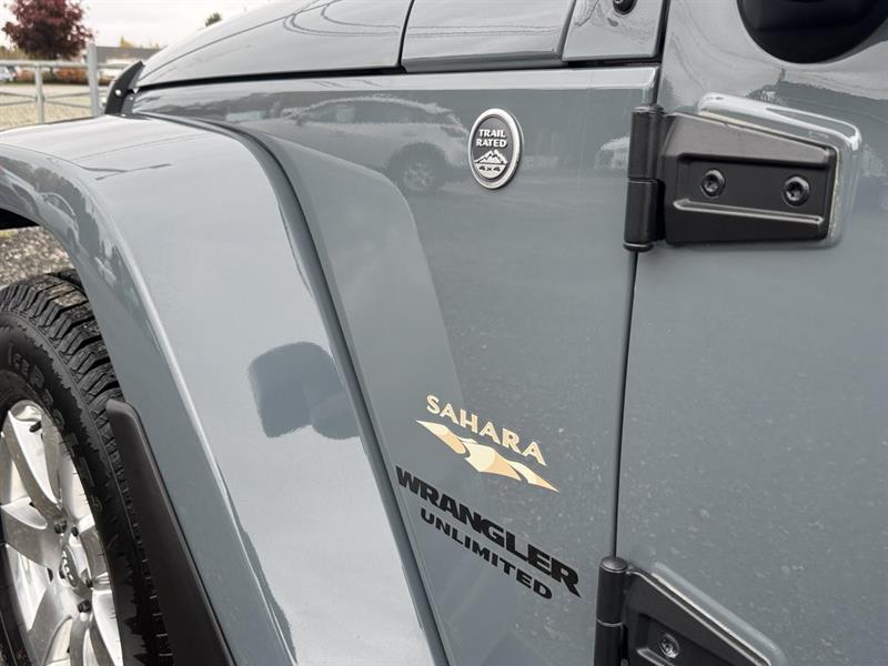 jeep Wrangler 2015 - 13