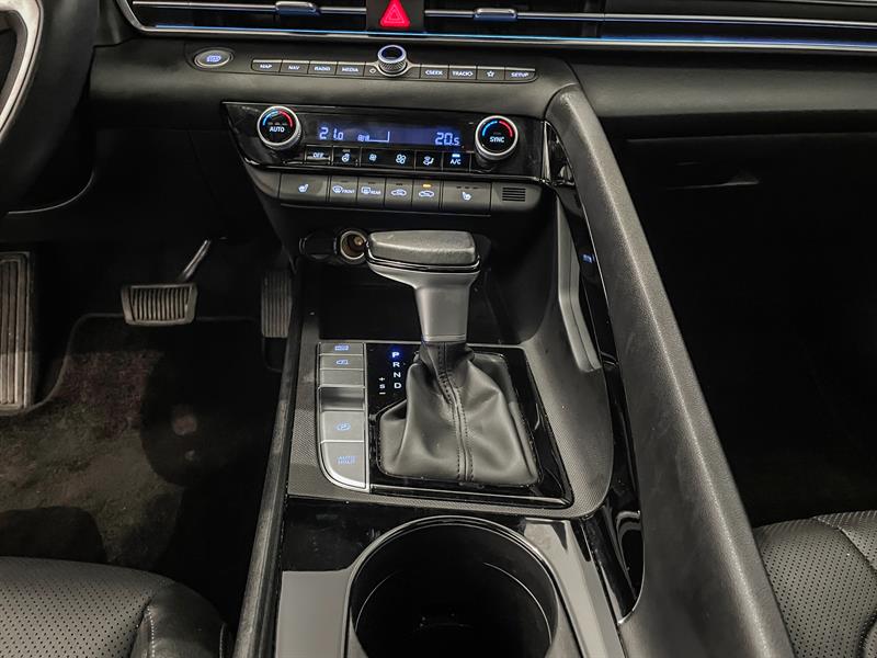 hyundai Elantra 2023 - 24