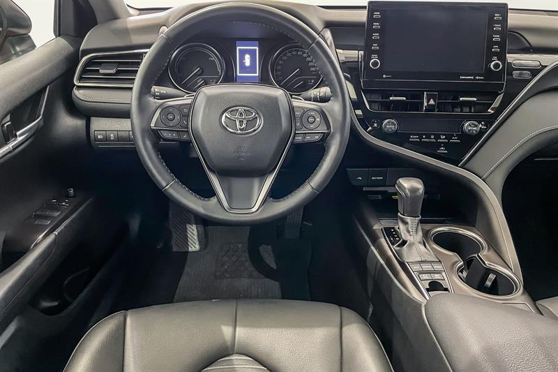 toyota Camry 2023 - 9