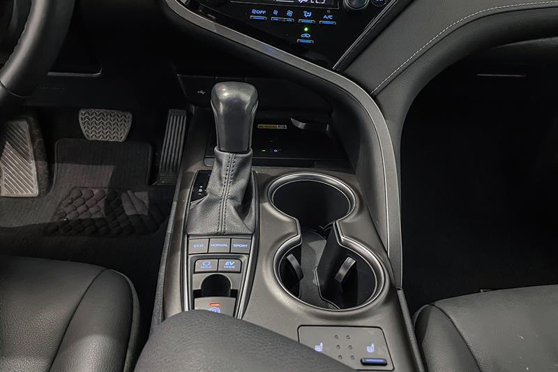 toyota Camry 2023 - 24