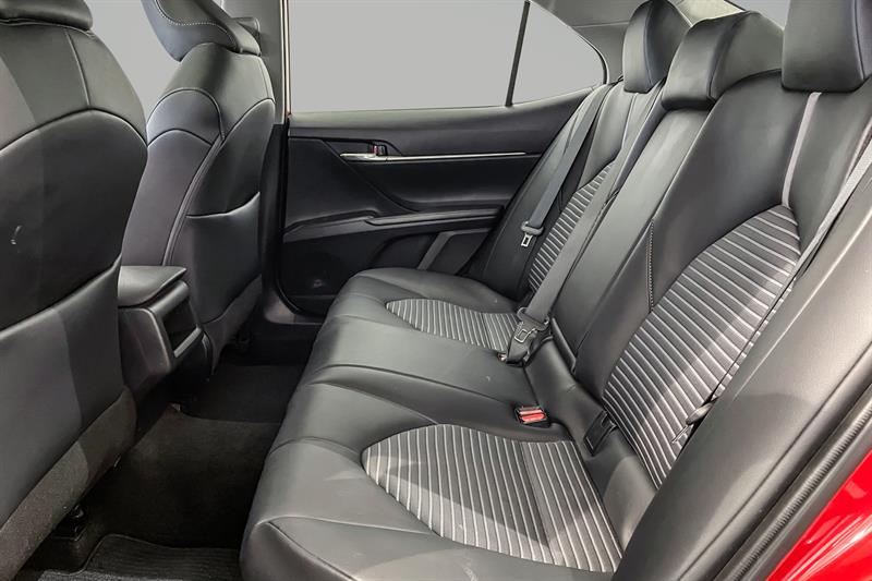 toyota Camry 2023 - 26