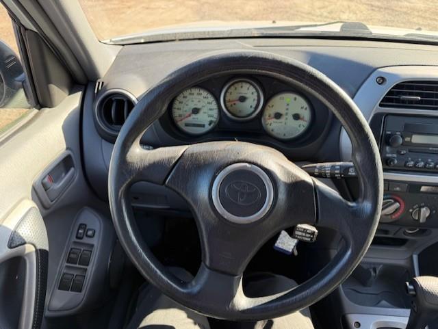 toyota RAV4 2001 - 9