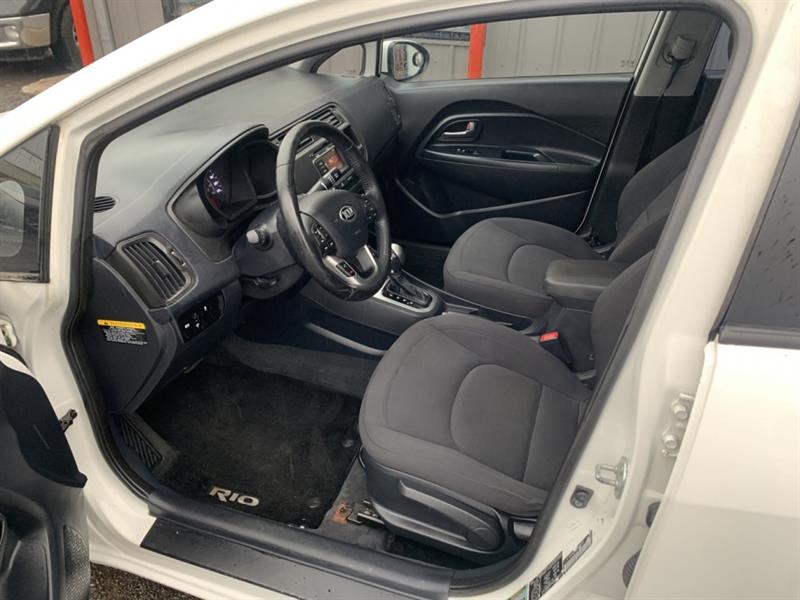 kia Rio 2013 - 5