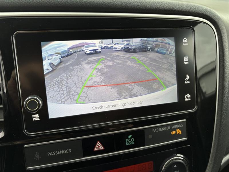 mitsubishi Outlander 2019 - 16