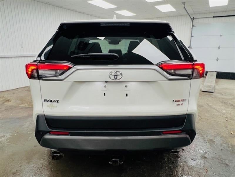 toyota RAV4 2021 - 8