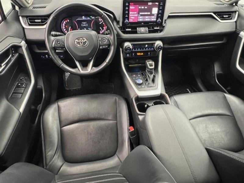 toyota RAV4 2021 - 12