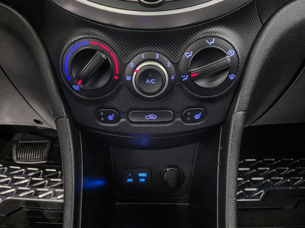 hyundai Accent 2017 - 18