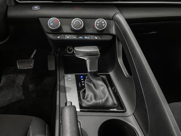 hyundai Elantra 2023 - 22