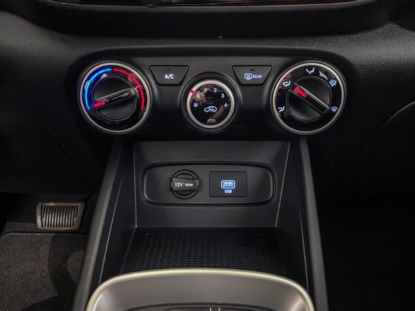 hyundai Venue 2020 - 19