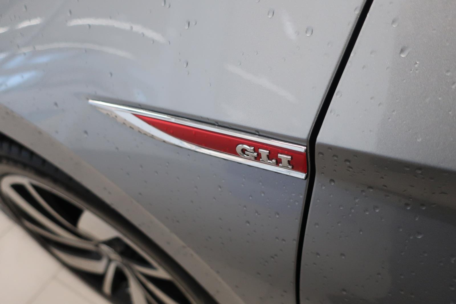 volkswagen Jetta 2020 - 10